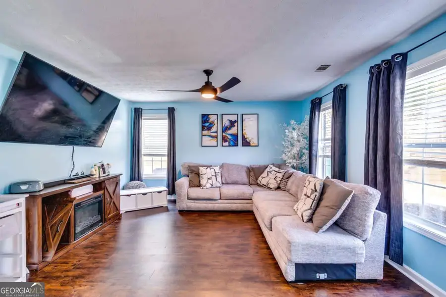 8241 Mckenzie Place, Lithonia, GA 30058 - Image #3