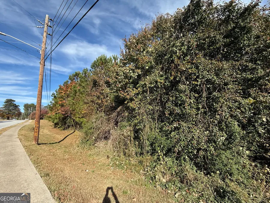 8646 Webb Road, Riverdale, GA 30274 - Image #3