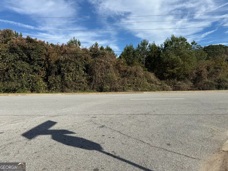 8654 Webb Road, Riverdale, GA 30274 - Image #2