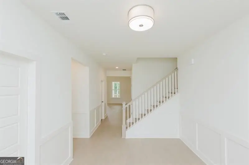 8320 Creekside Overlook Drive, Gainesville, GA 30506 - Image #3