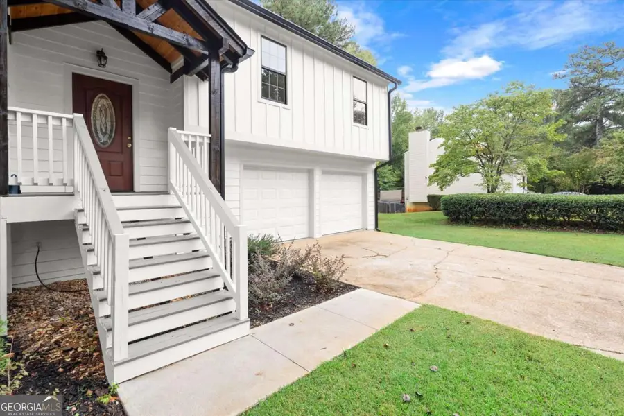 485 Sheringham Court, Roswell, GA 30076 - Image #2