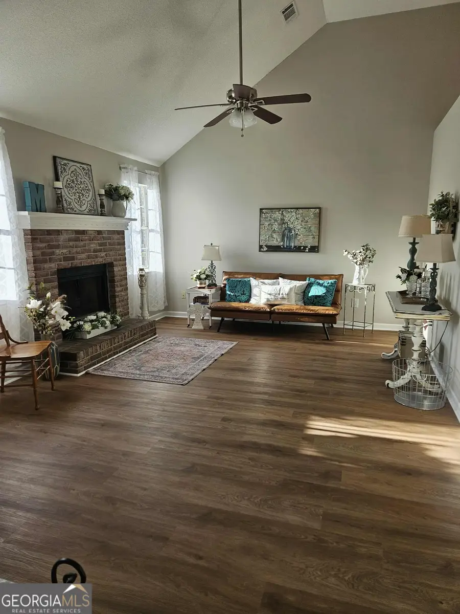 1613 Sweetwater Drive, Warner Robins, GA 31088 - Image #2