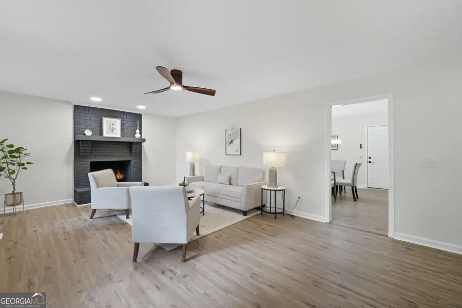 345 Henson Circle, Carrollton, GA 30117 - Image #2