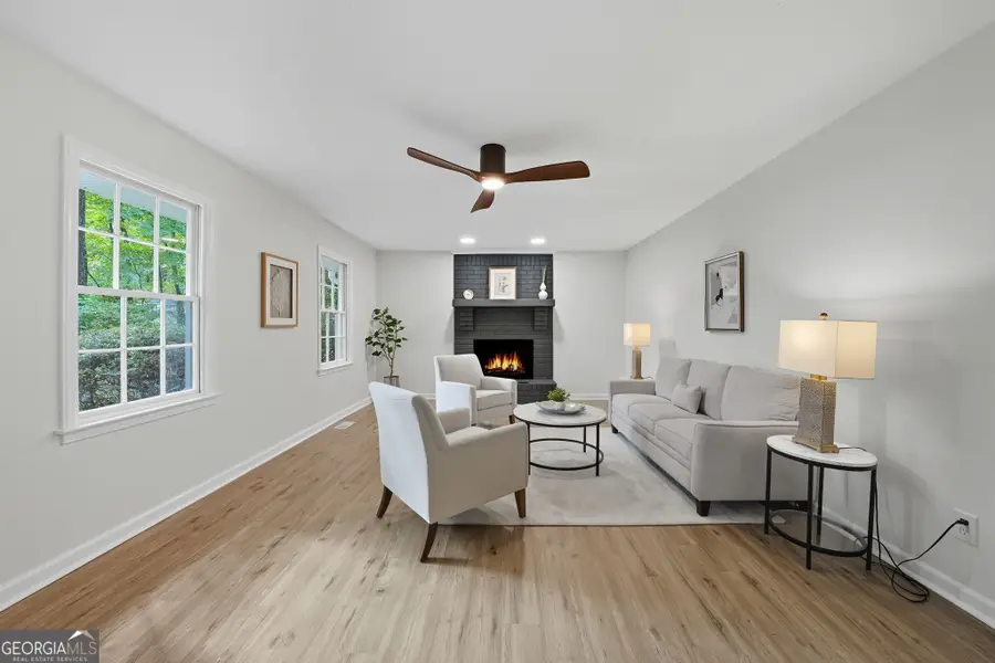 345 Henson Circle, Carrollton, GA 30117 - Image #3