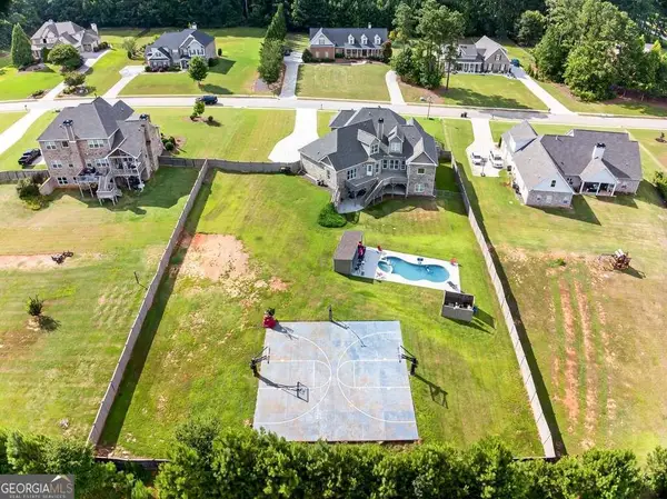 2112 Meadowood Cove, Monroe, GA 30655