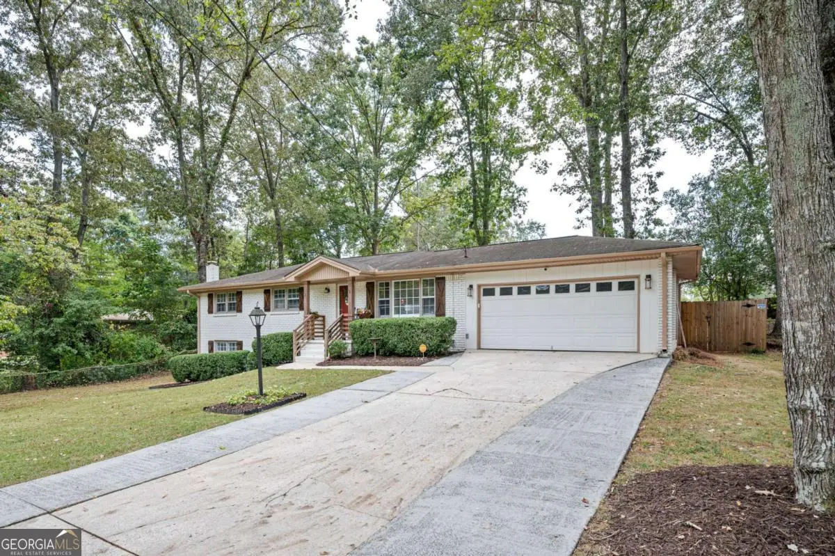 260 Diane Drive Se, Smyrna, GA 30082 - Image #1