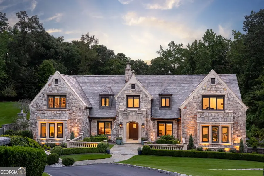 1919 River Forest Road Nw, Atlanta, GA 30327 - Image #2