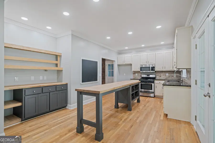 6002 Catamaran Court, Flowery Branch, GA 30542 - Image #2