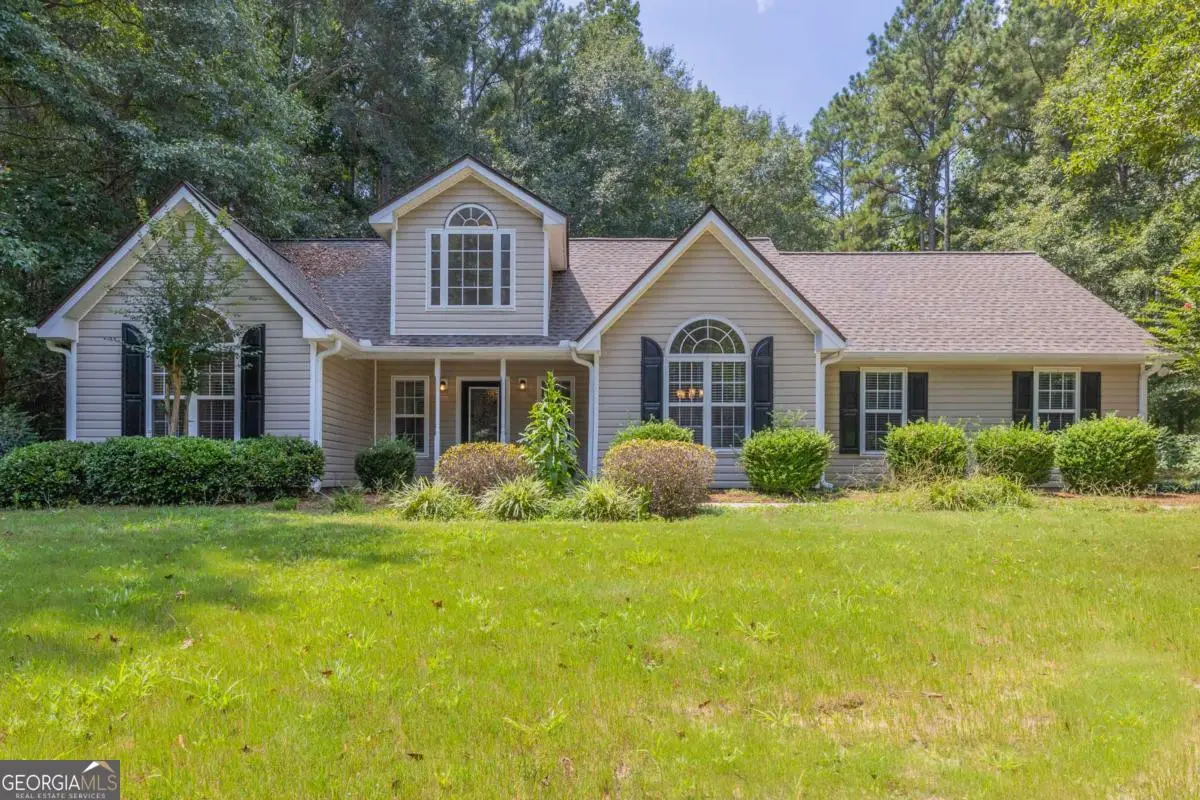 431 Windermere Drive, Loganville, GA 30052 - Image #1