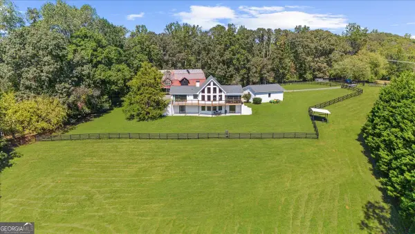 518 Overlook Drive, Dawsonville, GA 30534