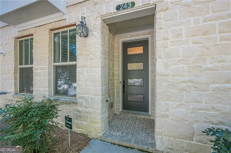 243 Franklin Road, Atlanta, GA 30342 - Image #2