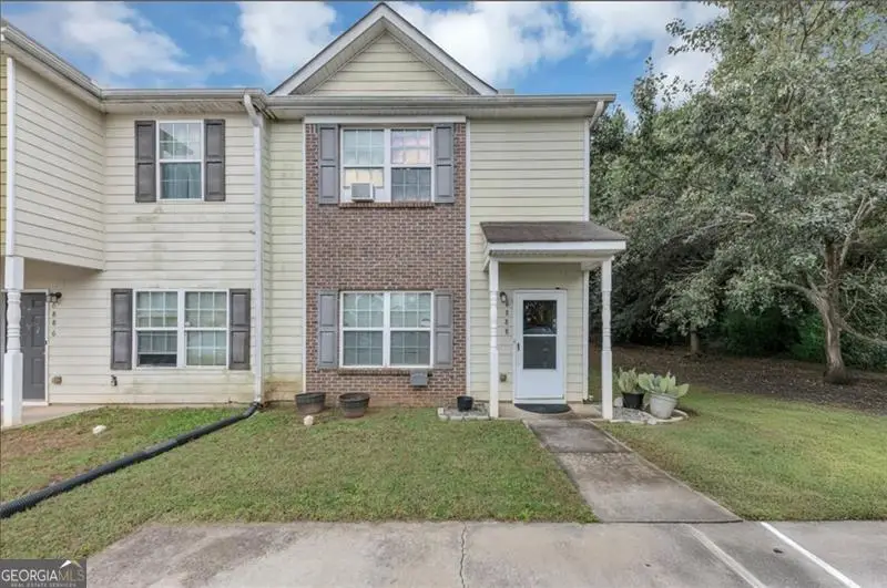 6888 Mountain Circle, Riverdale, GA 30274 - Image #1