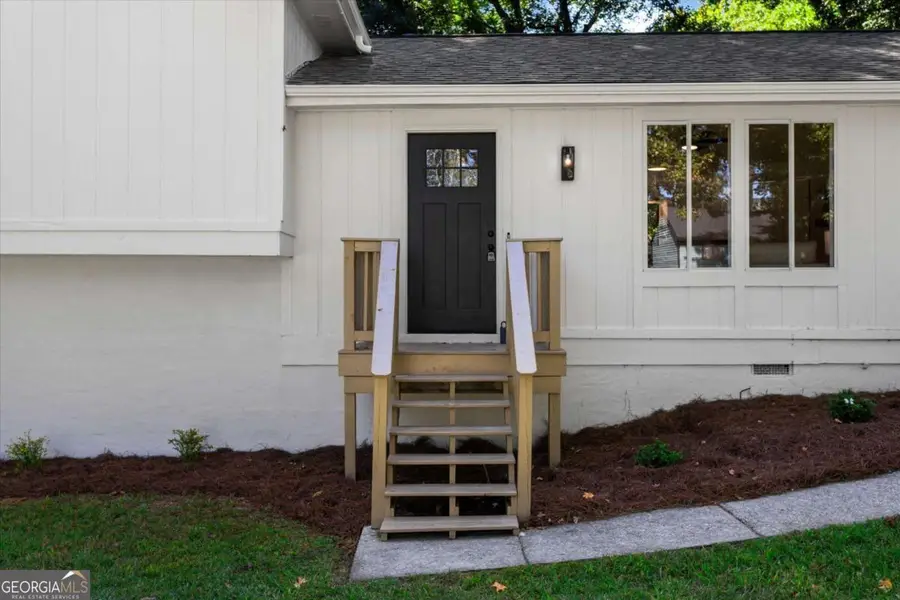 489 Village Run, Lawrenceville, GA 30046 - Image #3