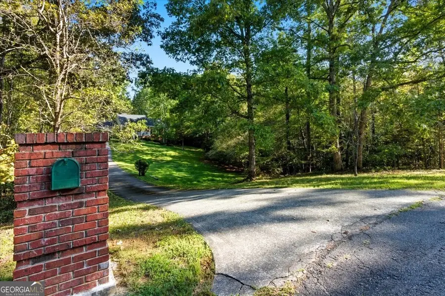 16 Webb Drive Sw, Cartersville, GA 30120 - Image #3