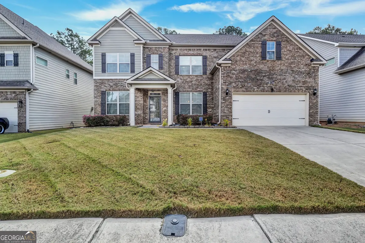 210 Fanleaf Drive, Fairburn, GA 30213 - Image #1