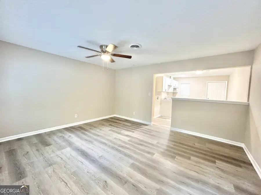 6450 Raymond Drive, Union City, GA 30291 - Image #3