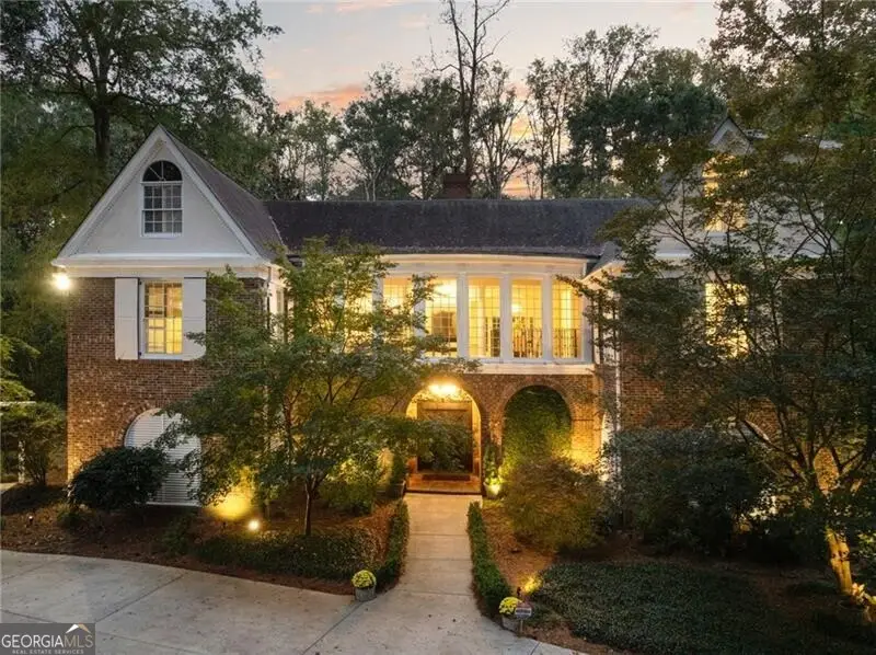 1018 Peachtree Battle Circle Nw, Atlanta, GA 30327 - Image #1