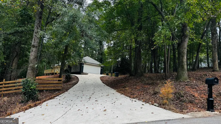 77 Lakeview Court, Jefferson, GA 30549 - Image #2