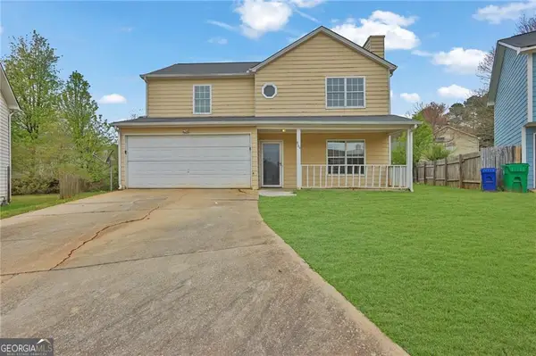 864 Oakhill Court, Stone Mountain, GA 30088