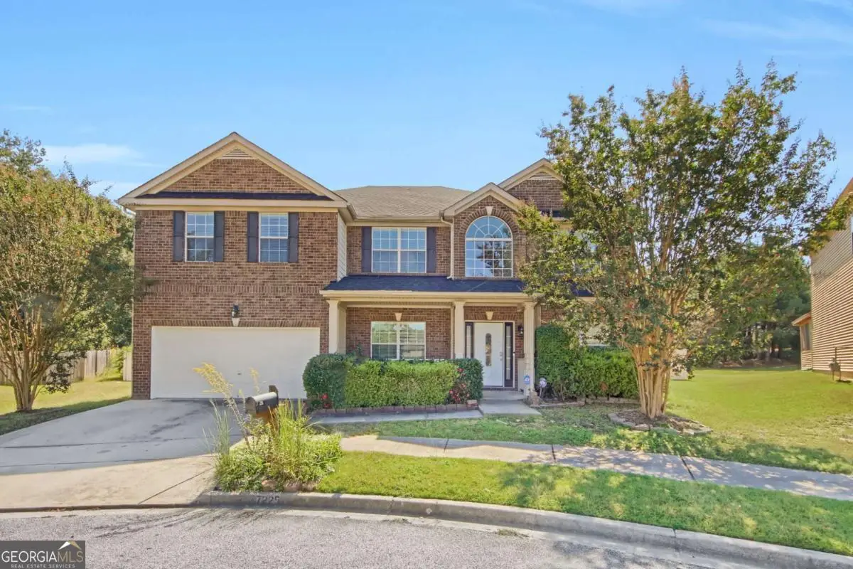 7225 Bedrock Circle, Lithonia, GA 30038 - Image #1
