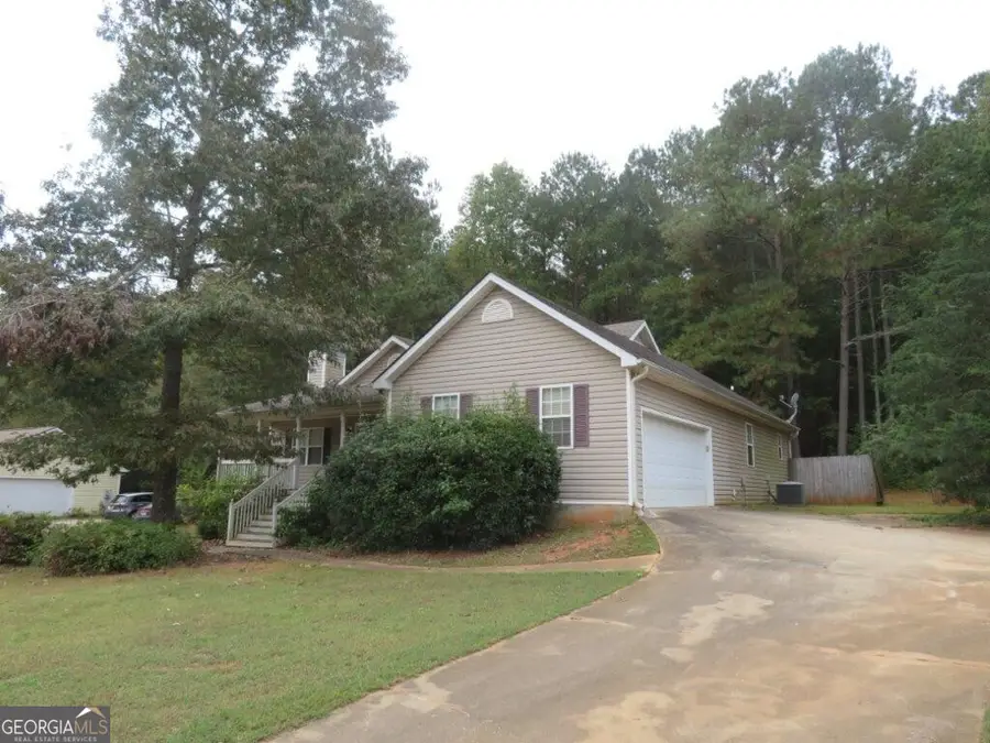 330 Chestnut Drive, Covington, GA 30016 - Image #2