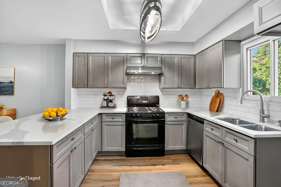 64 Middleton Court Se, Smyrna, GA 30080 - Image #2