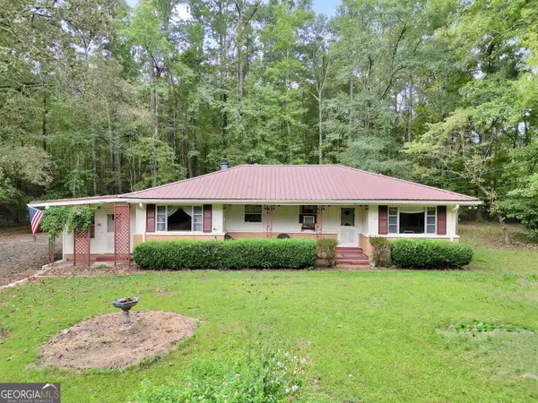 196 Jackson Lake Inn Road, Jackson, GA 30233