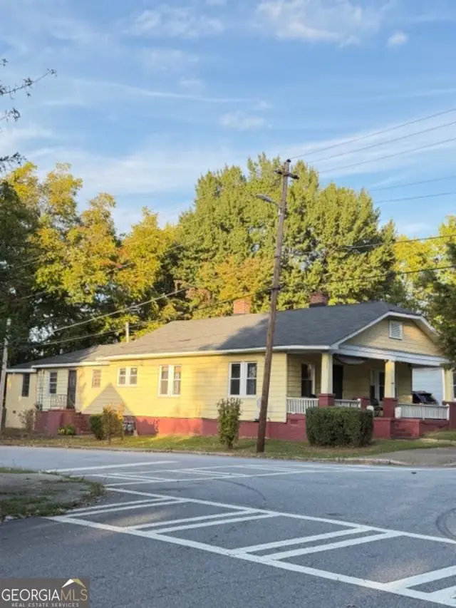 943 Washington Place Sw, Atlanta, GA 30314 - Image #2