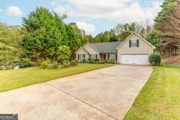 1054 Iron Wood Court, Auburn, GA 30011