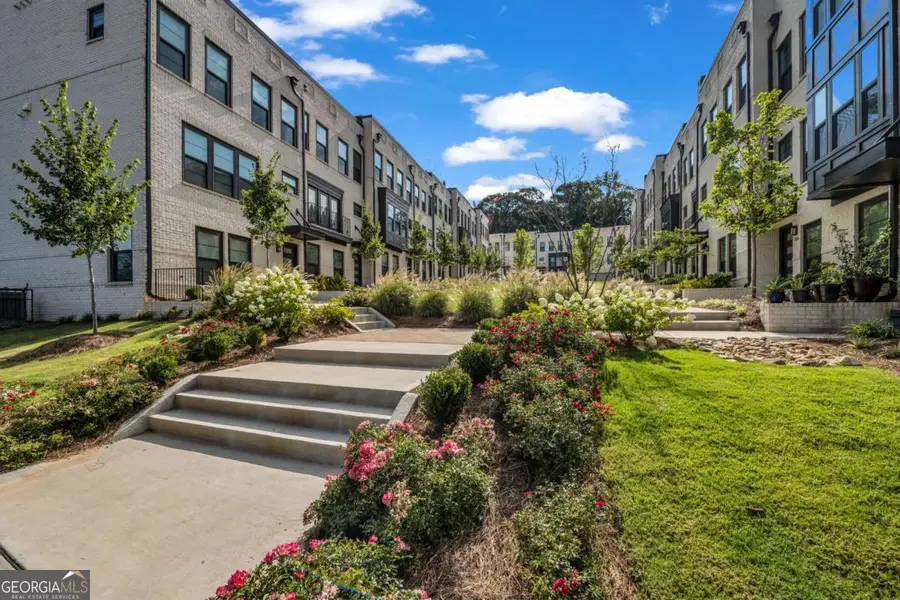 552 Ember Lane, Atlanta, GA 30318 - Image #3