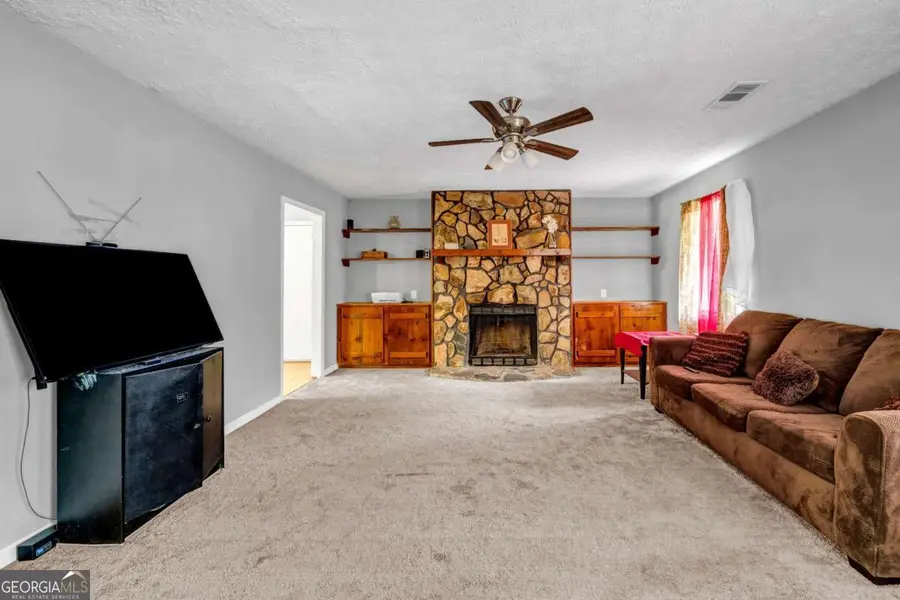 621 Blue Flag Lane, Fairburn, GA 30213 - Image #3