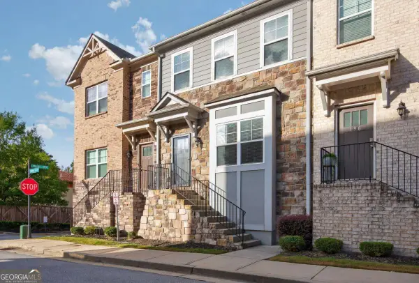 194 Mahnaz Drive Sw, Atlanta, GA 30331