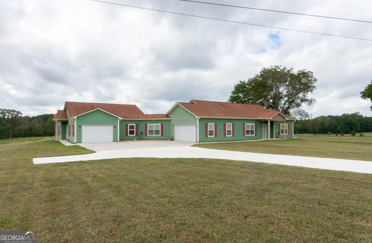 192 Hawk Road, Newnan, GA 30263 - Image #1