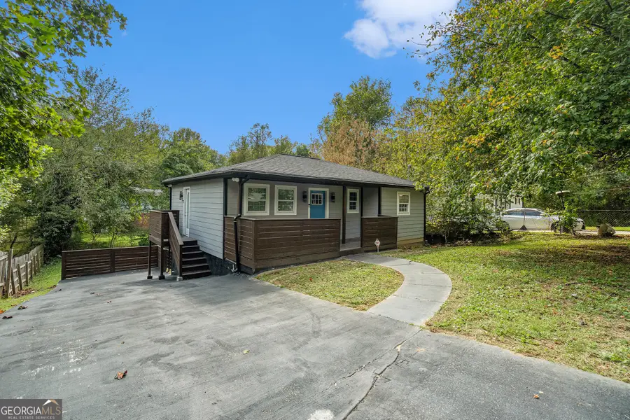 1592 Ferno Drive Nw, Atlanta, GA 30318 - Image #2