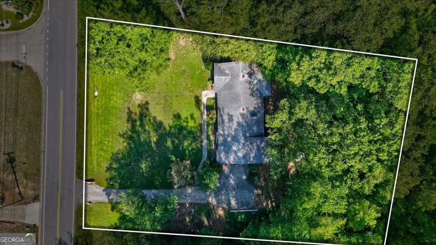 2415 Bankstone Drive Sw, Marietta, GA 30064 - Image #2