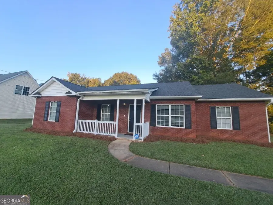 110 Bradley Circle, Barnesville, GA 30204 - Image #2