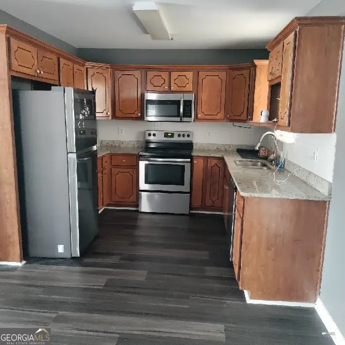 110 Bradley Circle, Barnesville, GA 30204 - Image #3