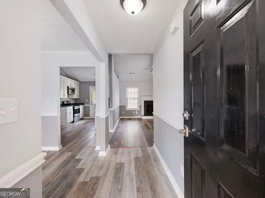 305 Crosswalk Drive, Auburn, GA 30011 - Image #2