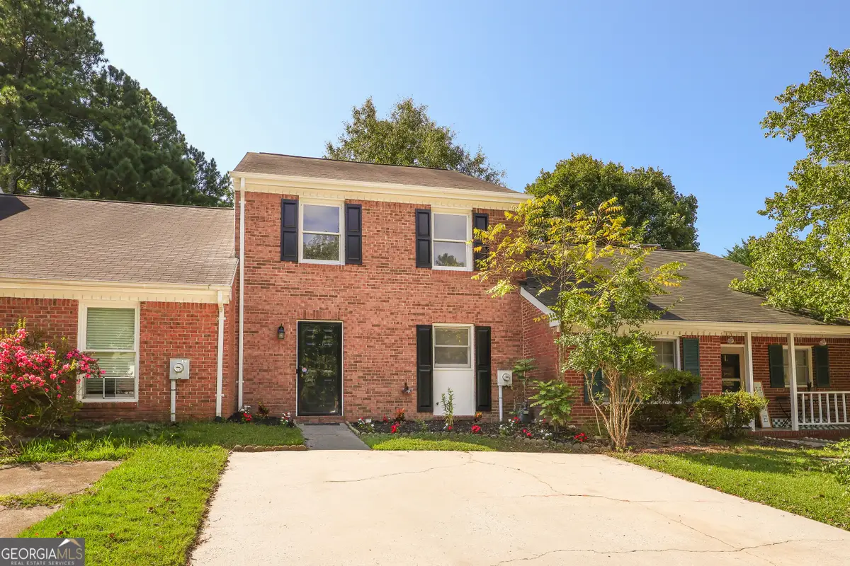 415 Williamsburg Way, Fayetteville, GA 30214 - Image #1