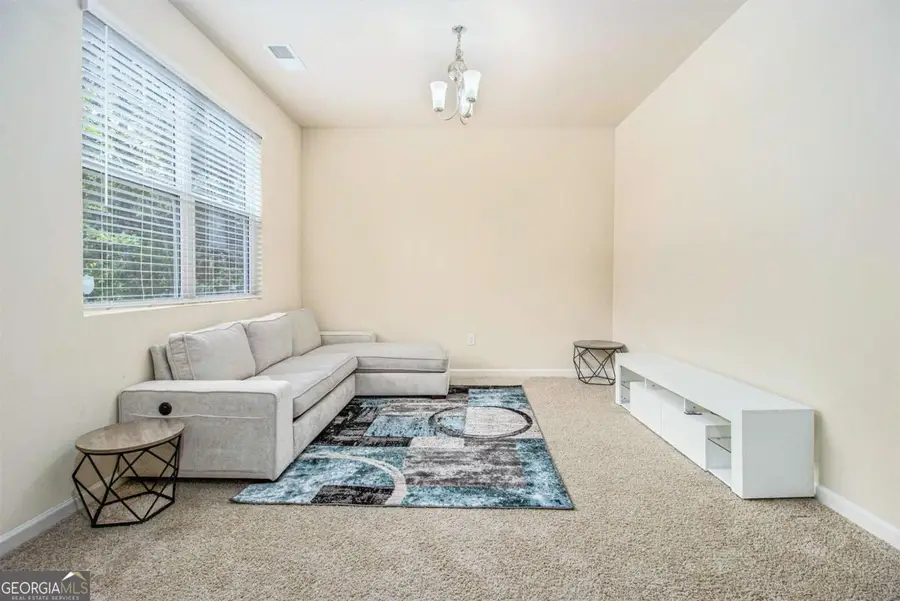 3740 Hampshire Walk Sw, Atlanta, GA 30331 - Image #2