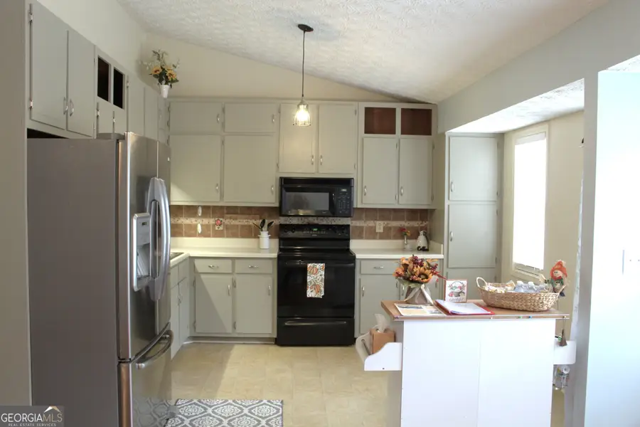 2063 Blackberry Lane, Auburn, GA 30011 - Image #3