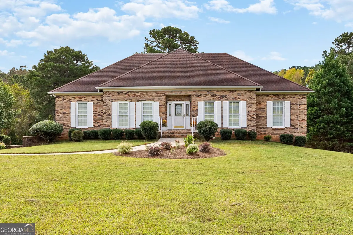 475 Castlewood Road, Tyrone, GA 30290 - Image #1