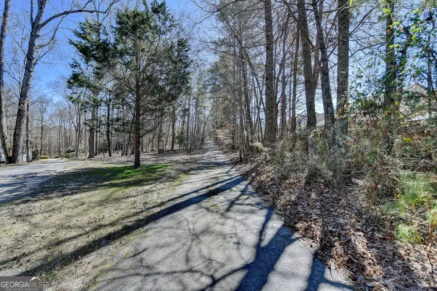 617 Rock Springs Road, Lawrenceville, GA 30043 - Image #3