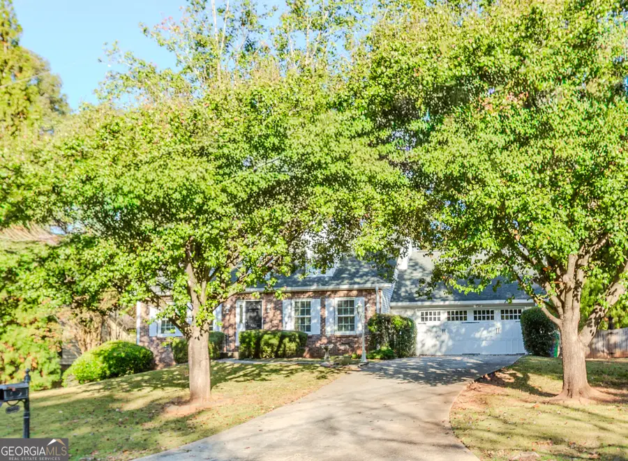 5352 Waterford Drive, Dunwoody, GA 30338 - Image #3