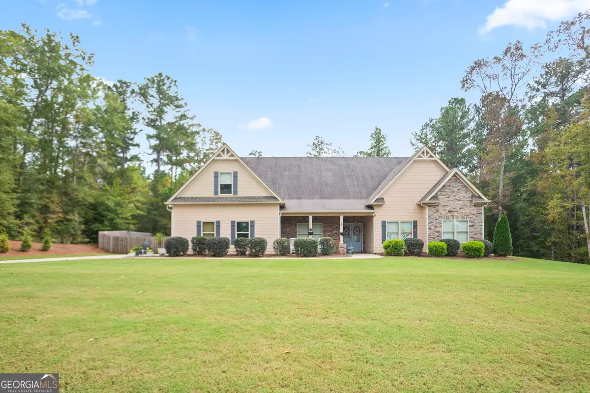 198 Austin Storey Circle, Newnan, GA 30263 - Image #1