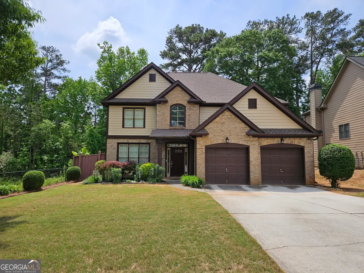 3943 Dunaire Drive, Stone Mountain, GA 30083 - Image #1
