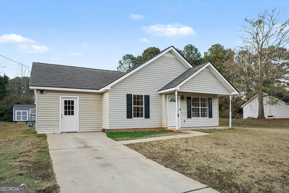 244 Queens Court, Jackson, GA 30233 - Image #1