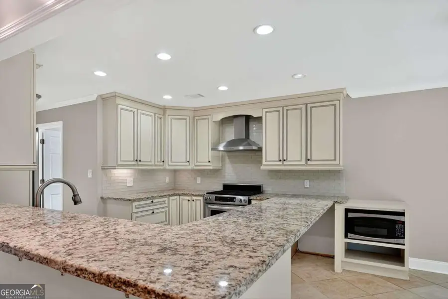 1320 Green Oak Circle, Lawrenceville, GA 30043 - Image #2