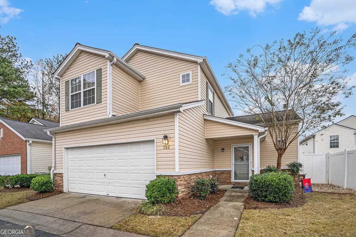 286 Windcroft Circle Nw, Acworth, GA 30101 - Image #1