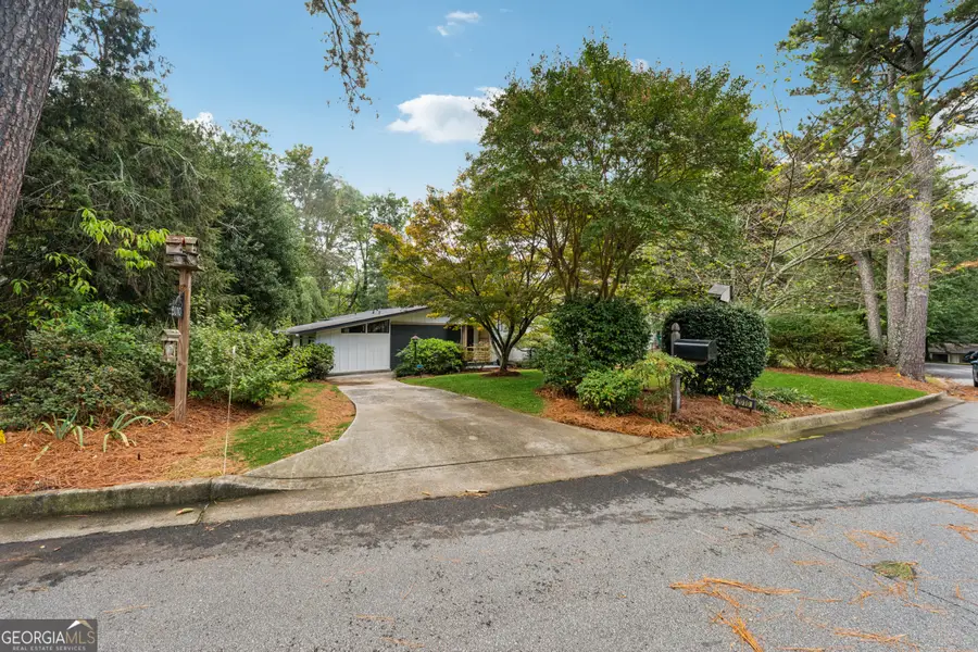 2010 Glenroy Drive Se, Smyrna, GA 30080 - Image #2